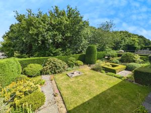 Photo 11- click for photo gallery